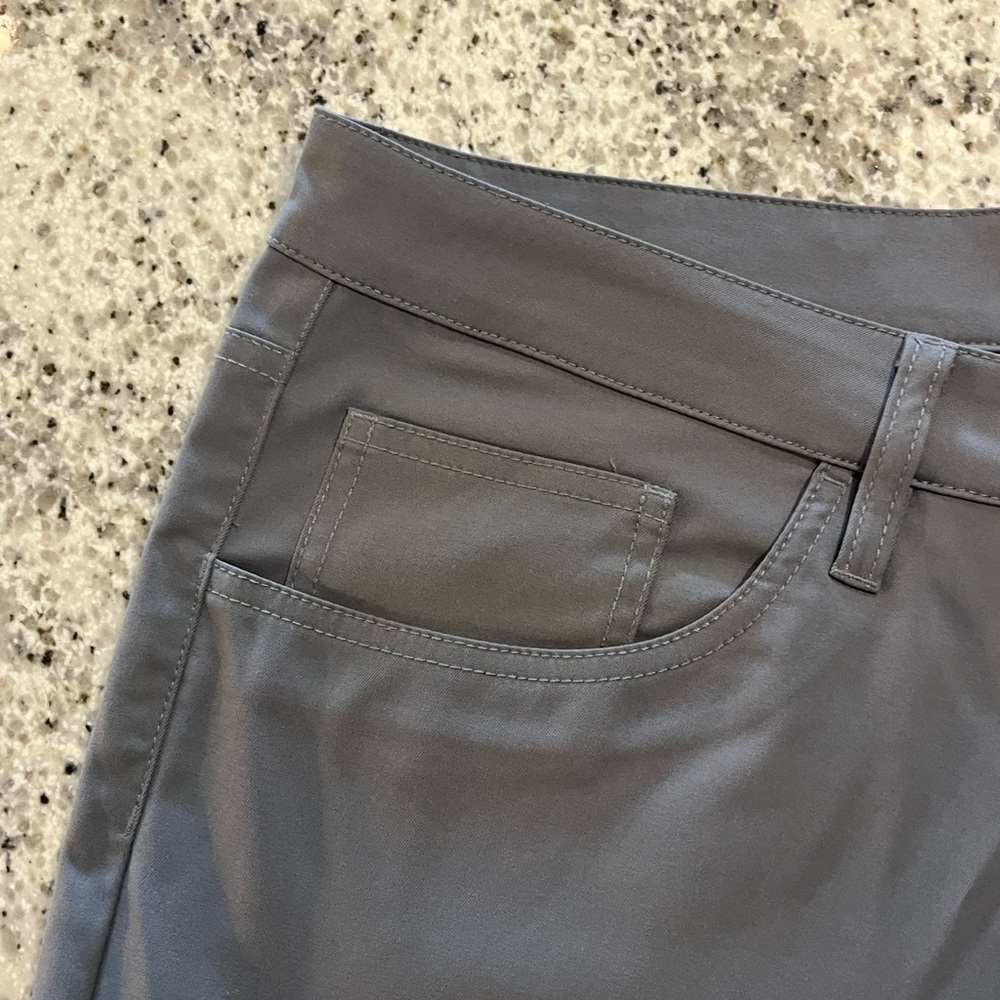 Travis Mathew Performance Golf Pants Men’s Size 36x28 Gray - Picture 6 of 10